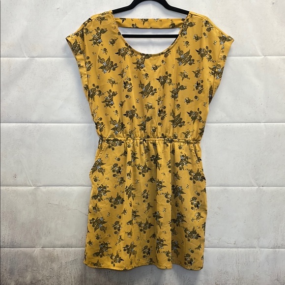 Hippie Rose Dresses & Skirts - Hippie Rose, Yellow & Black, Dolman Sleeve, Floral, Mini Dress, (L)